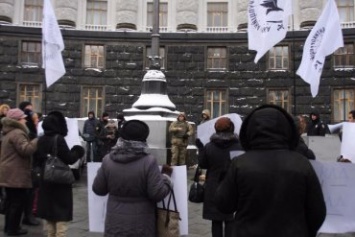 Под Кабмином протестовали против кулуарного назначения директора «Электротяжмаша»