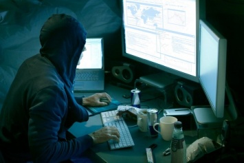 Хакер Guccifer 2.0 отрицает обвинения США о связях с правительством РФ