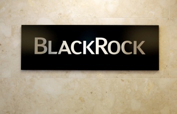 Крупнейшая в мире инвесткомпания BlackRock сократила прибыль
