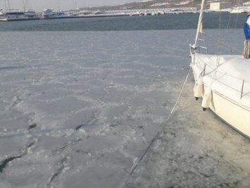 У берегов Болгарии впервые в XXI веке замерзло Черное море