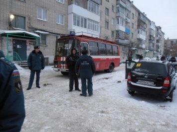 В Дзержинске из аварийного дома эвакуировали 80 человек