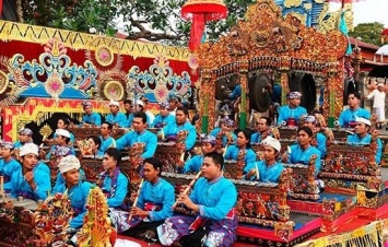 Бали - это не только пляжи, но и потрясающие фестивали (ФОТО)