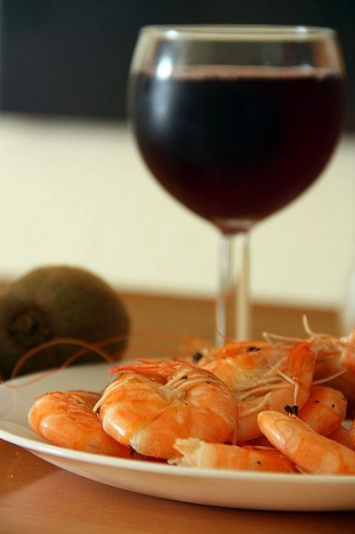 Креветки помогут сделать вино полезнее