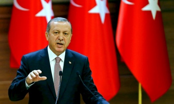 Турецкий парламент меняет конституцию, расширяя полномочия президента