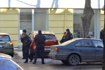 В Одессе грабитель посреди дороги бросил BMW (ФОТО)