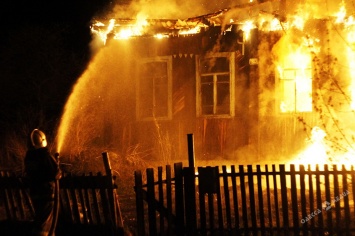 В Одесской области мужчина поджог дом с собственными детьми