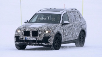BMW X7 замечен во время тестов