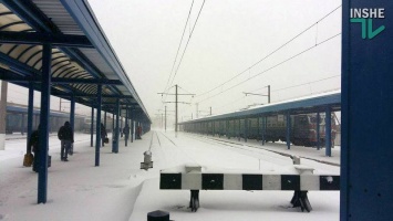 "Укрзализныця" запустила первый поезд с вагонами-трансформерами
