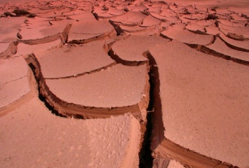 Ученые из NASA связывают найденную на Марсе грязь с наличием воды