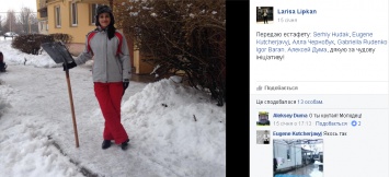 Социальный флешмоб: жители Ужгорода помогли коммунальщикам убрать снег