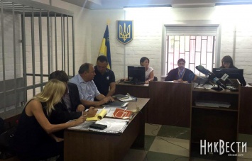 Жена Романчука после задержания вице-губернатора не хотела открывать дверь сотрудникам СБУ для обыска