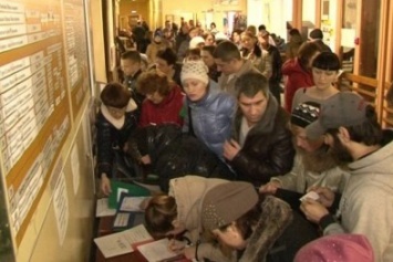 ЦОК Славянска переходит в режим "онлайн"