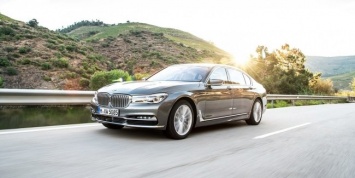 BMW начнет испытание беспилотных автомобилей в 2017 году