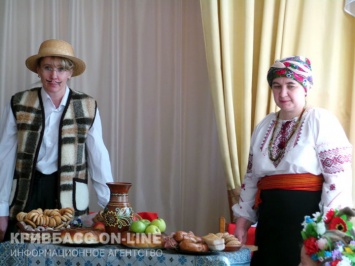 Криворожская детвора участвовала в "украинских вечорницах" (фото)