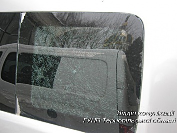 Задержанный в Тернополе 18-летний парень произвел тысячу выстрелов в окна автотранспорта и квартир