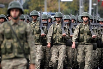 Пять турецких солдатов умерли в боевых сражениях, подступая к Эль-Бабу