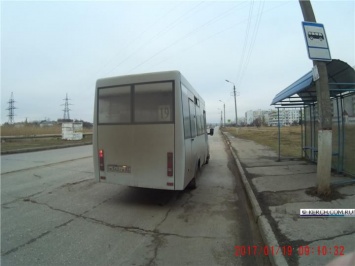 Керченские водители наказывают пенсионеров, не выпуская из маршруток