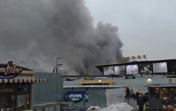 В Одессе горит Привоз