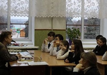 Керченским школьникам рассказали о пионерах-героях