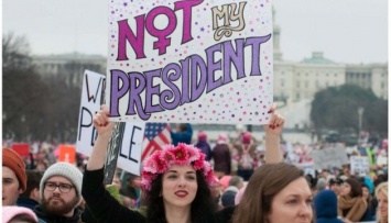 На марш женщин в Вашингтоне пришло едва ли не больше людей, чем на инаугурацию