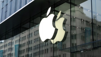 Apple требует от Samsung возмещения в $180 млн за нарушение патентов