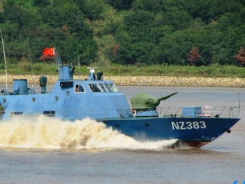 Патрульные корабли КНР зашли в спорную зону