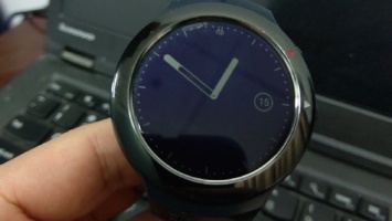 Долгожданные часы от HTC засветились на новых снимках