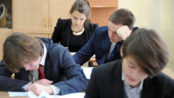 Итоговое сочинение успешно сдали 87% крымских выпускников
