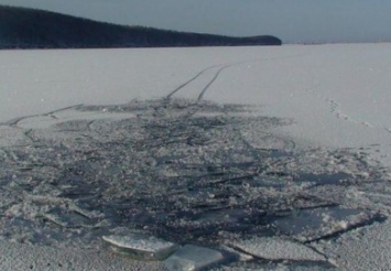 Жителей Днепропетровщины предупреждают об опасном льде