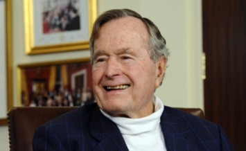 Джордж Буш-старший идет на поправку