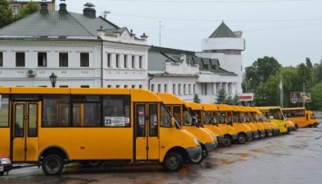 Тарифы по-новому: в Украине перевозчики массово поднимают цены на проезд