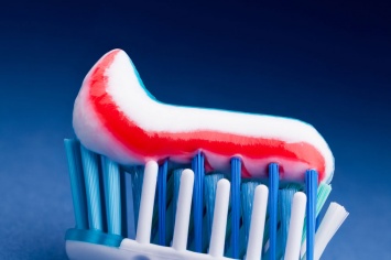 Ученые предупредили о потенциальной опасности зубной пасты