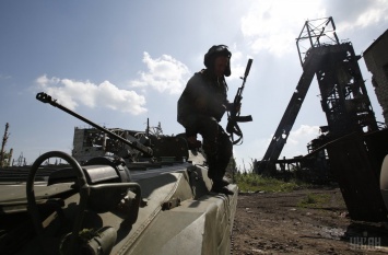 Война "на истощение": эксперт дал прогноз по конфликту на Донбассе, назвал самый опасный период