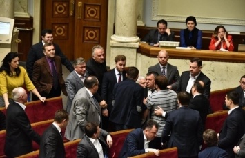 Депутат Рыбчинский рассказал, как чиновники уходят в блуд