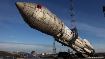 "Роскосмос" отзывает двигатели ракет "Протон-М"