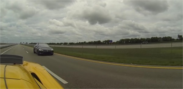 McLaren 650S Spider против Tesla Model S P85D: кто быстрее