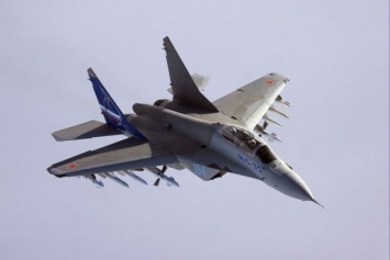 В России начались испытания нового многоцелевого истребителя МиГ-35
