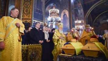 В Украине перезахоронили Александра Олеся