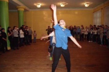 Лисичанские школьники взорвали танцпол