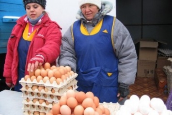 Жители Славянска жалуются на ненадлежащие санитарные условия торговли на рынке