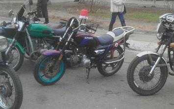 В Новой Каховке угнали мотоцикл