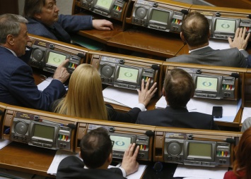 Скандальные законопроекты в парламенте вскоре изменят жизнь каждого украинца