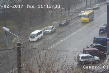 В Одессе камера сняла момент столкновения машин на Таирова (ВИДЕО)