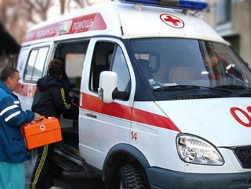 В Новой Каховке напали на врача скорой помощи