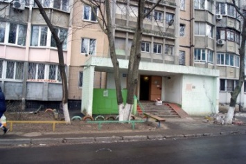 На Котовского в Одессе лифт с женщиной и ребенком сорвался с 12 этажа (ФОТО, ВИДЕО)