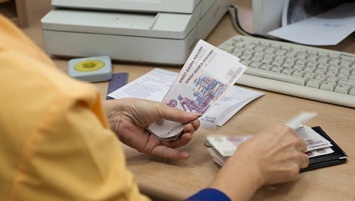 В Крыму ежемесячную денежную выплату начинают выдавать ветеранам в двойном размере