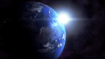 Астрономы обнаружили спутники Земли, способные ее уничтожить