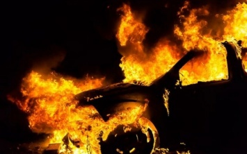 На Днепропетровщине подожгли машину журналиста