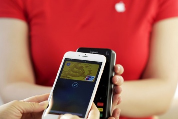 Владельцы iPhone готовы сменить банк ради Apple Pay