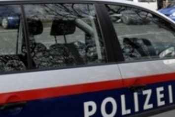 Мужчина убил родителей и ранил жену в Австрии